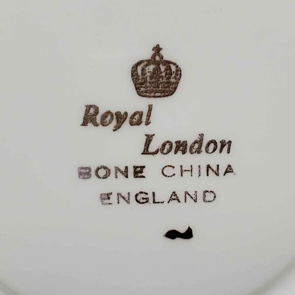 Royal London Teacup and Saucer Orchid Vintage - Picture 8 of 10